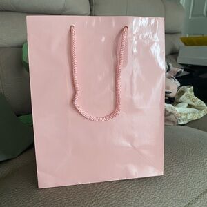 ⭐️Pink gift bags!⭐️